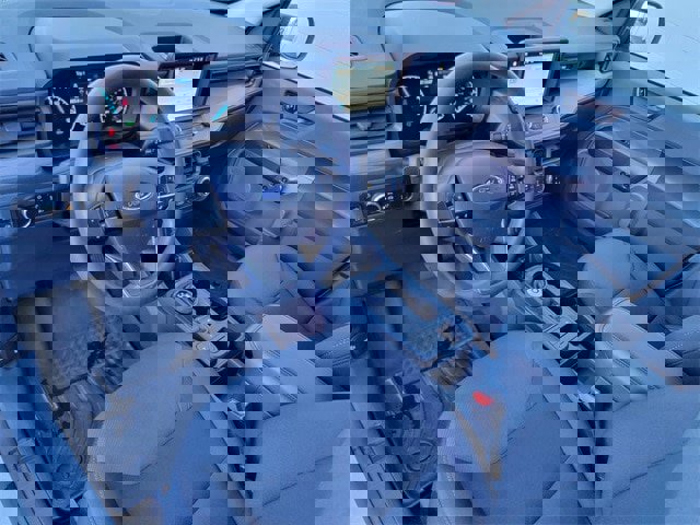 Certified 2023 Ford Maverick XL image 18