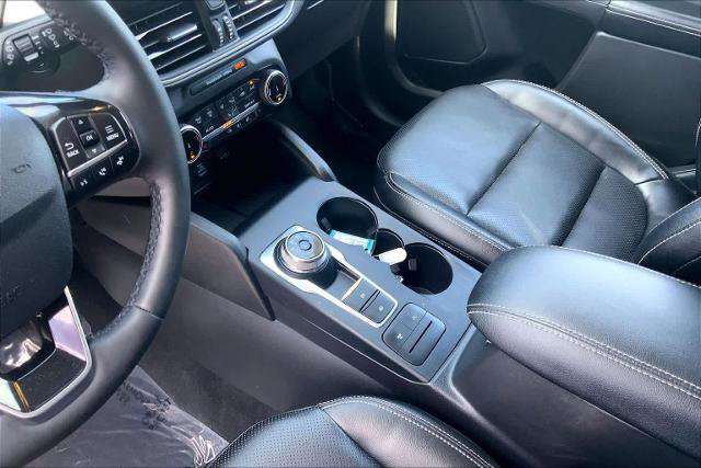 Certified 2022 Ford Escape SEL AWD/4WD image 17