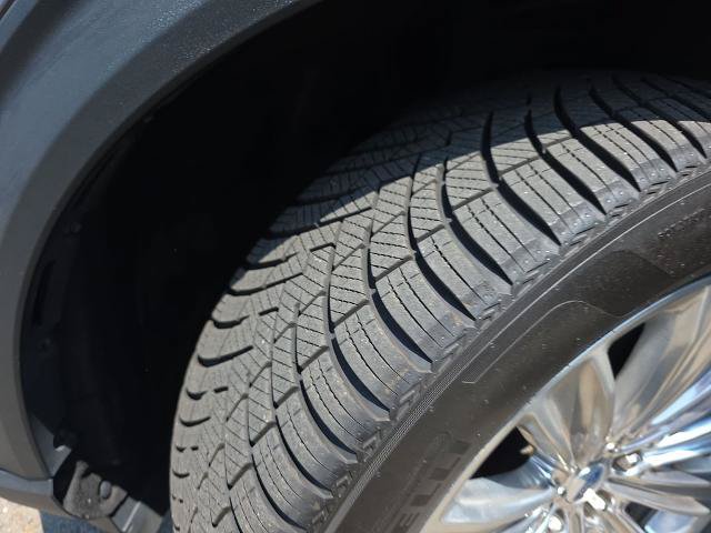 Certified 2022 Ford Explorer Limited w/ Equipment Group 301A AWD/4WD image 38