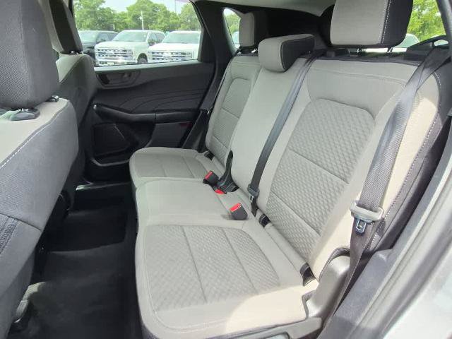 Certified 2022 Ford Escape SE w/ Cold Weather Package FWD image 7