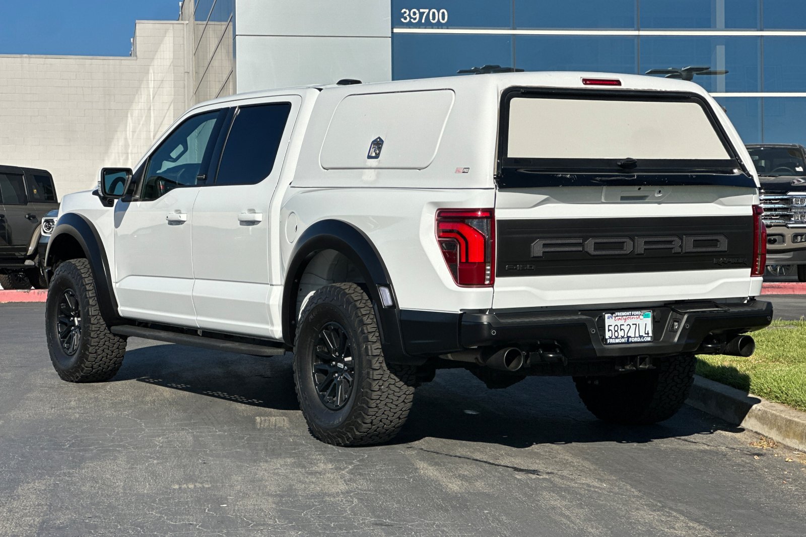 Certified 2025 Ford F150 Raptor AWD/4WD image 5