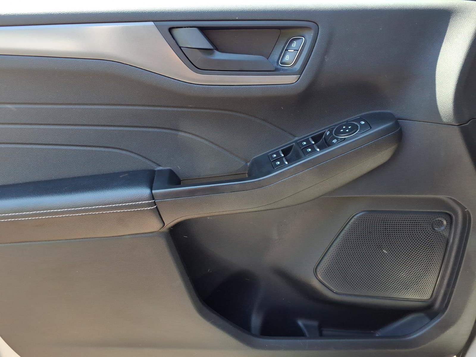 Certified 2024 Ford Escape Active AWD/4WD image 13