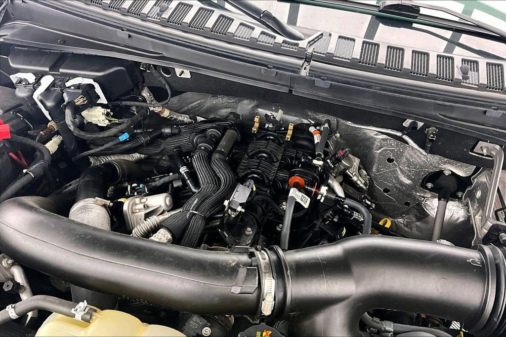 Certified 2022 Ford Expedition Limited image 35