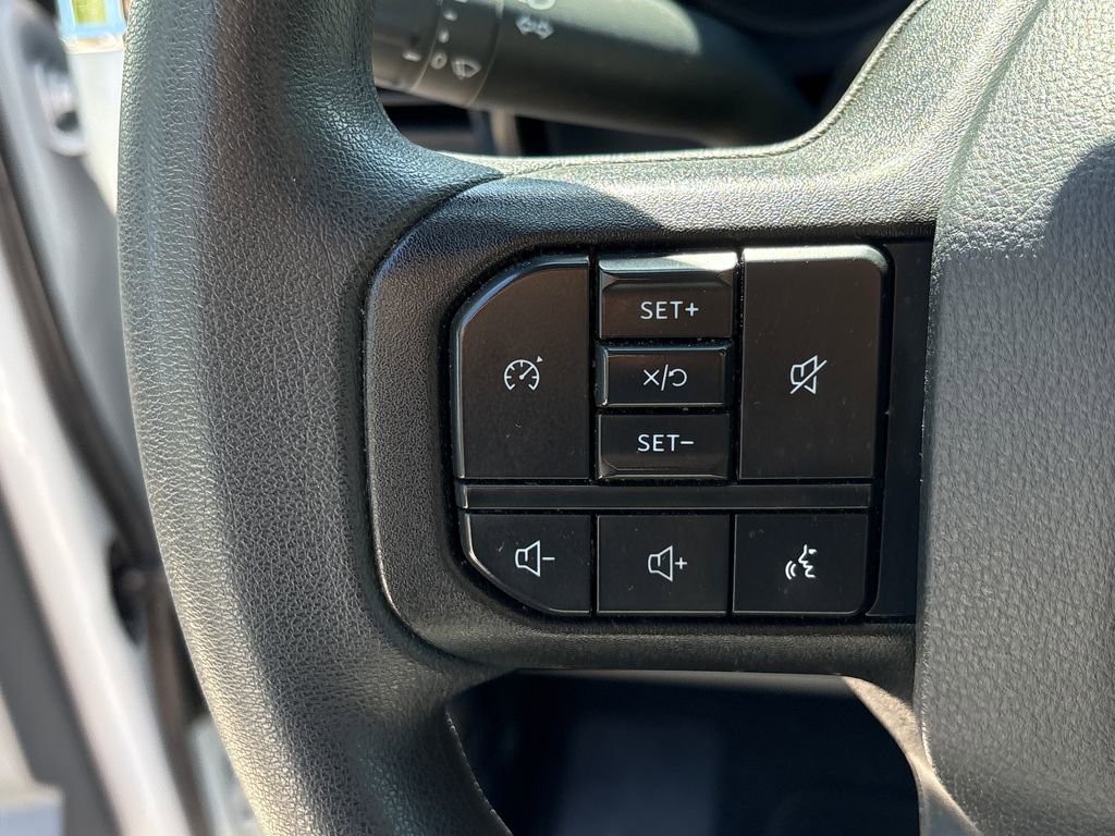 Certified 2025 Ford F250 XLT AWD/4WD image 17