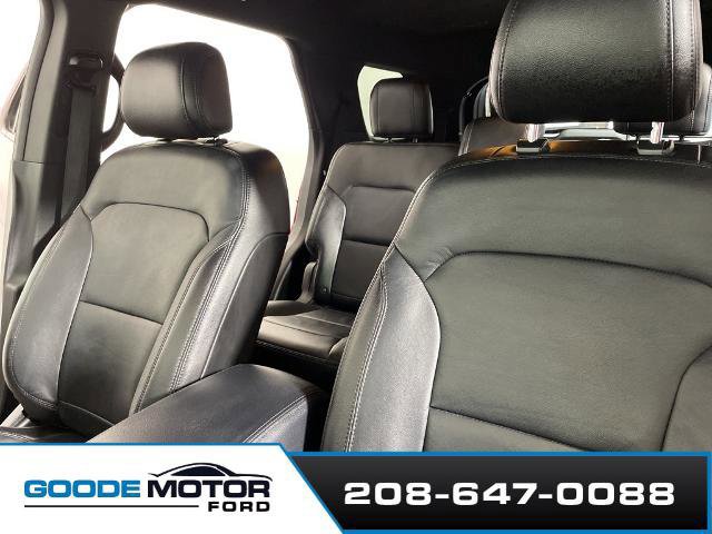 Certified 2017 Ford Explorer XLT w/ Equipment Group 202A image 17