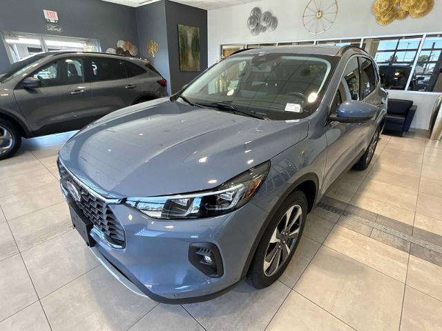 Certified 2024 Ford Escape Platinum AWD/4WD image 7