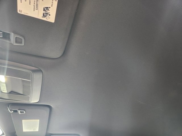 Used 2025 Chevrolet Equinox EV LT image 24