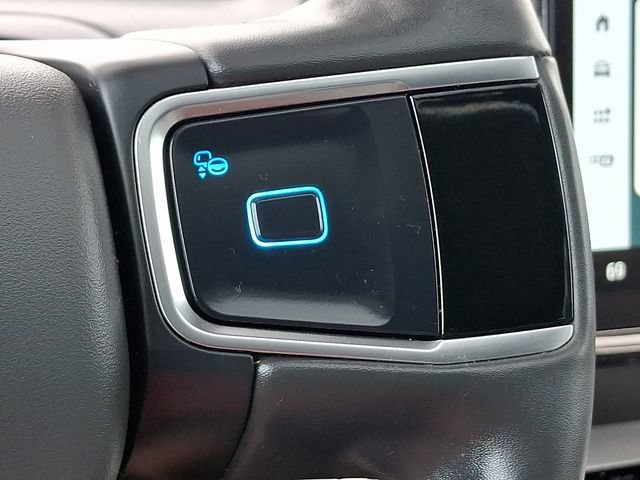Certified 2025 Ford Expedition Active AWD/4WD image 26