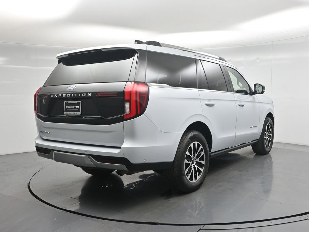 Certified 2025 Ford Expedition Platinum AWD/4WD image 26