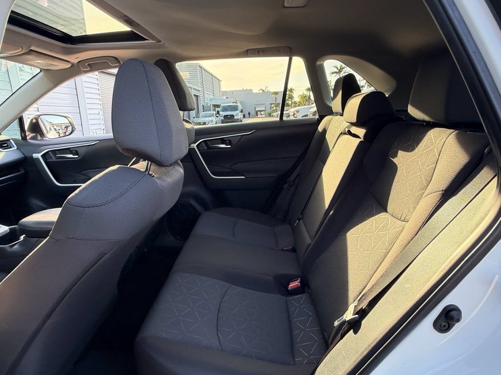 Used 2024 Toyota RAV4 XLE w/ Convenience Package FWD image 12