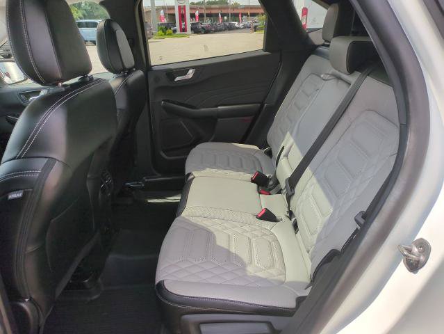 Certified 2023 Ford Escape Platinum w/ Premium Technology Package AWD/4WD image 23