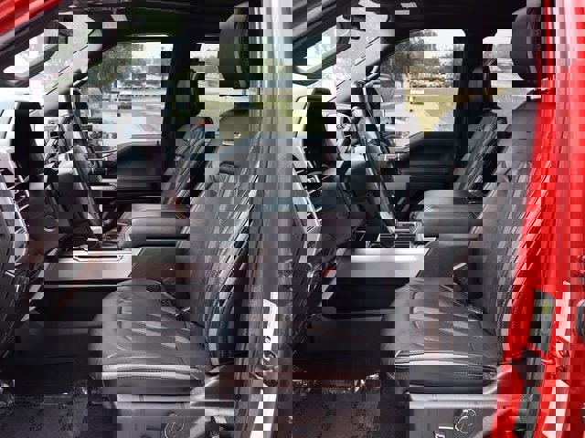 Certified 2020 Ford F450 Platinum w/ FX4 Off-Road Package image 11