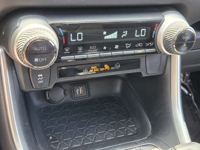 Used 2023 Toyota RAV4 XLE Premium AWD/4WD image 20