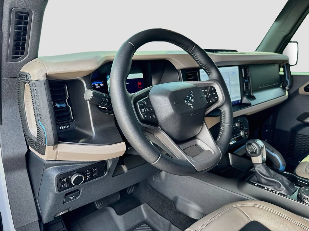 Certified 2023 Ford Bronco Wildtrak AWD/4WD image 9