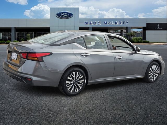 Used 2024 Nissan Altima 2.5 SV image 5