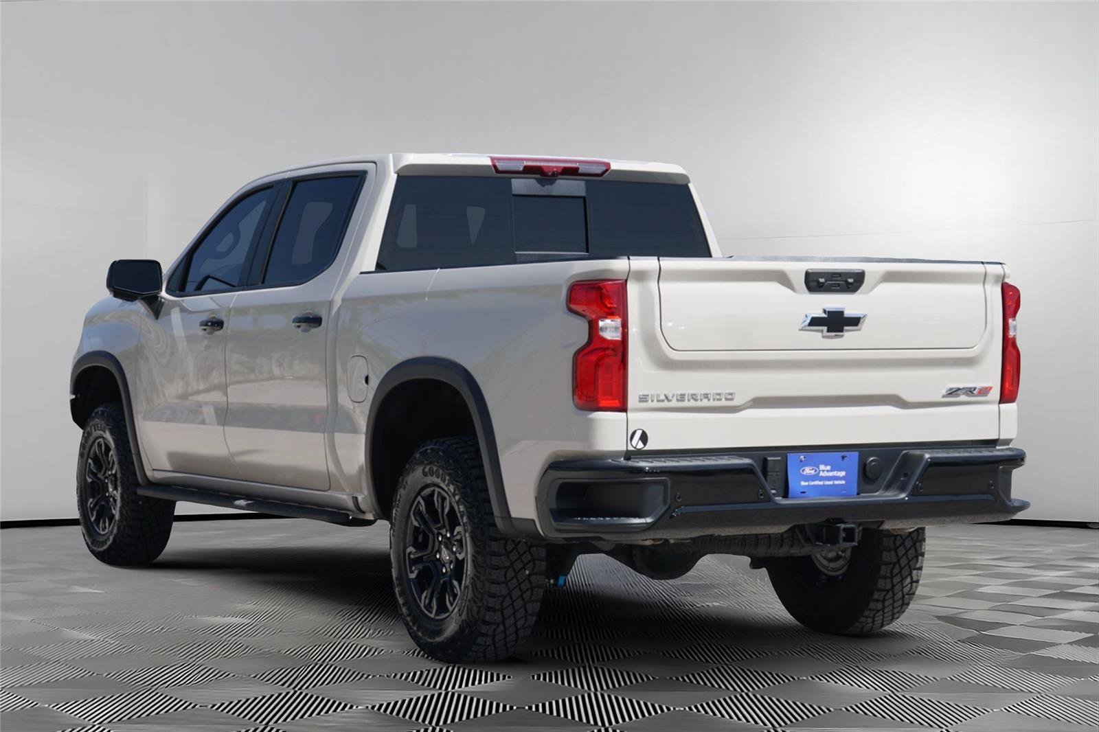 Used 2026 Chevrolet Silverado 1500 ZR2 AWD/4WD image 6