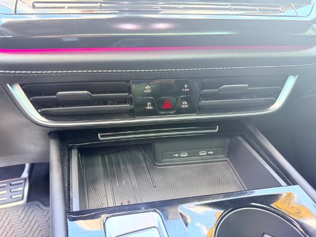 Used 2025 Volkswagen Atlas Cross Sport SEL Premium R-Line image 34