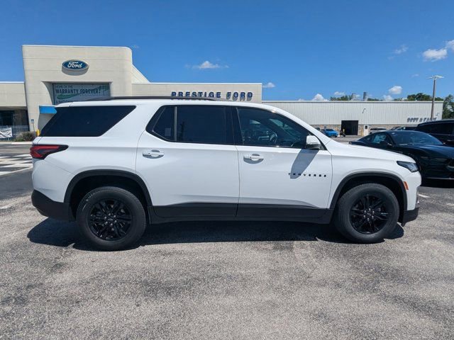 Used 2023 Chevrolet Traverse LT FWD image 4