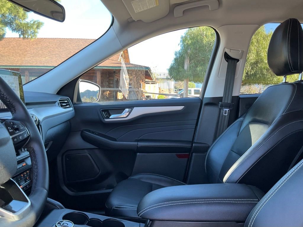 Certified 2022 Ford Escape SEL w/ Technology Package image 57