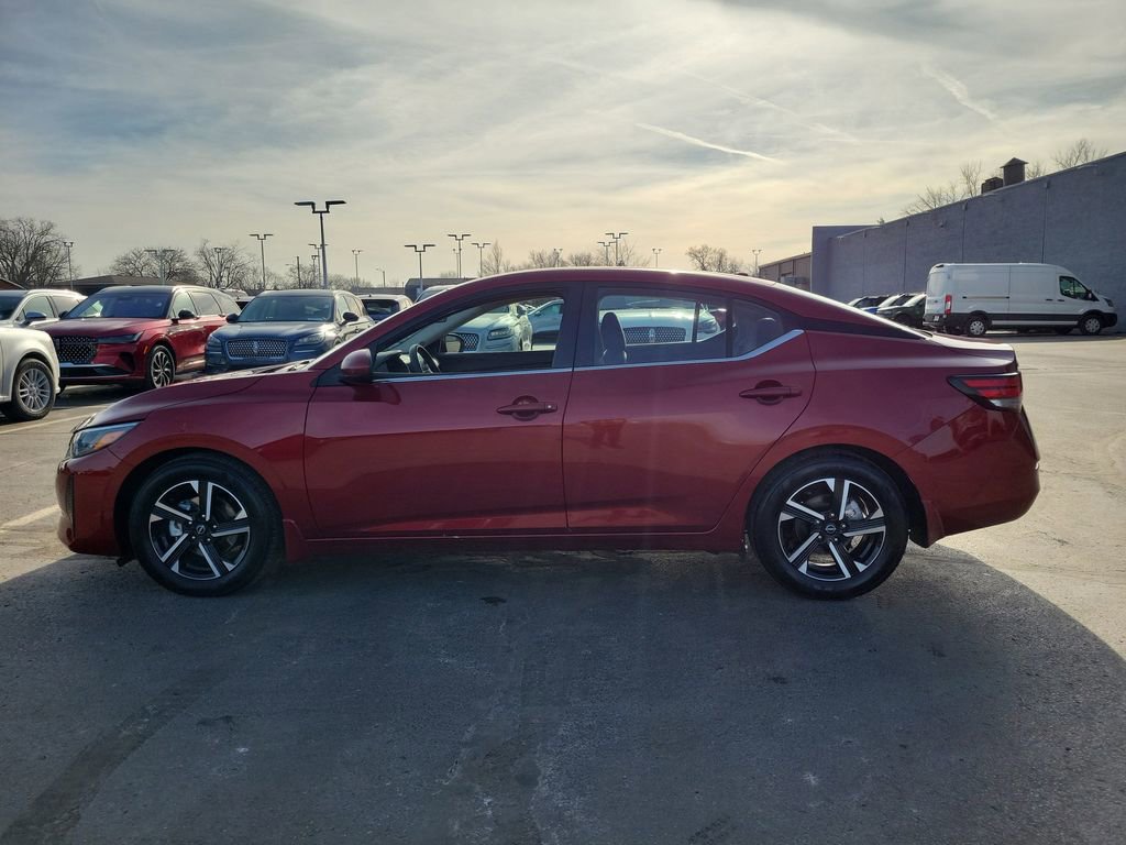 Used 2024 Nissan Sentra SV image 2