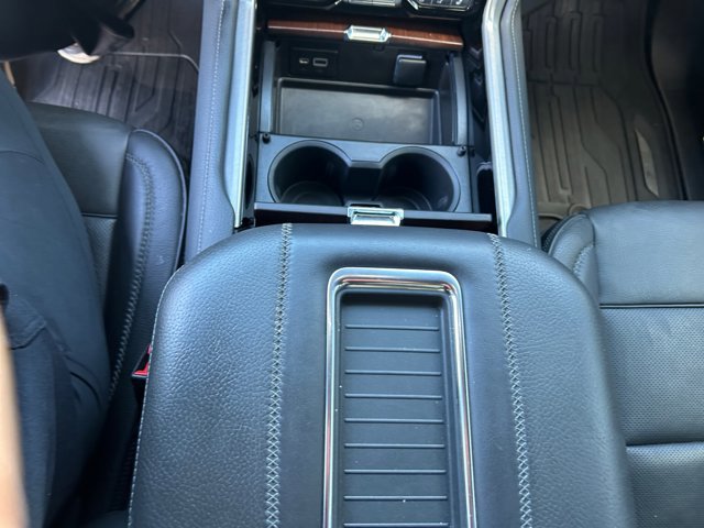 Used 2022 GMC Yukon Denali image 15