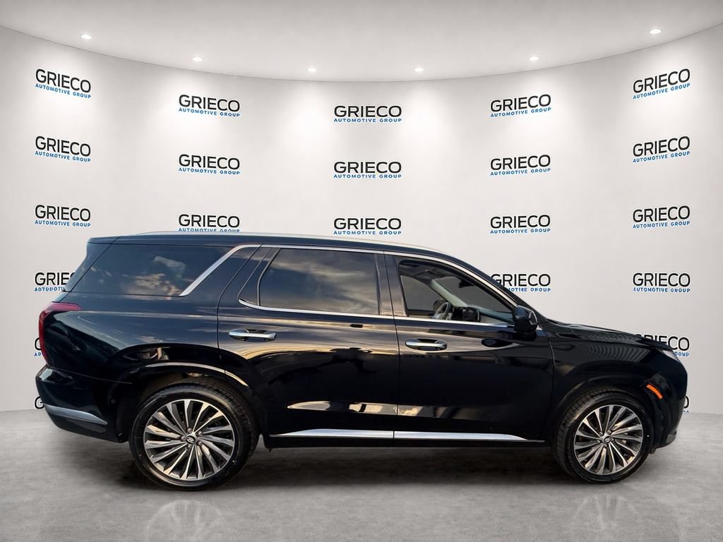 Used 2024 Hyundai Palisade Calligraphy FWD image 8