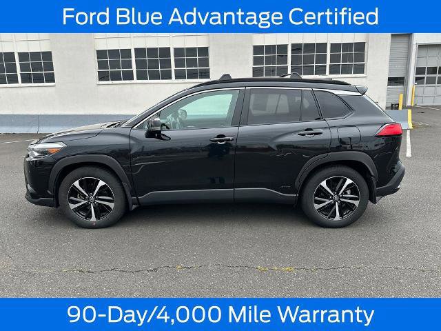 Used 2024 Toyota Corolla Cross XSE w/ Convenience Package AWD/4WD image 3