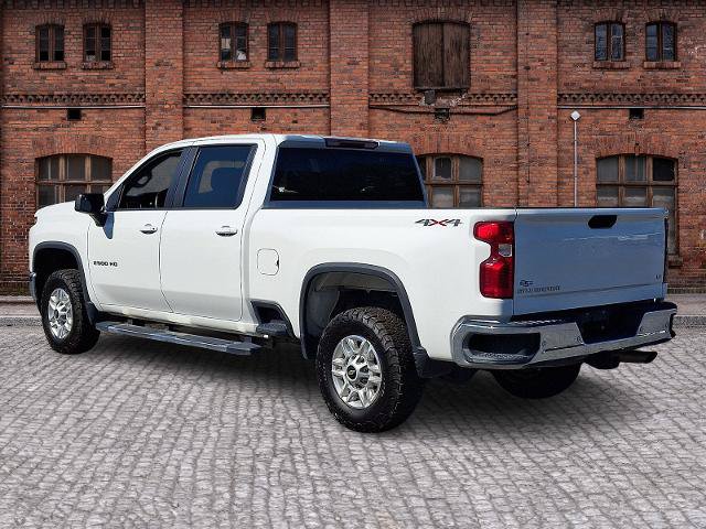 Used 2022 Chevrolet Silverado 2500 LT AWD/4WD image 6