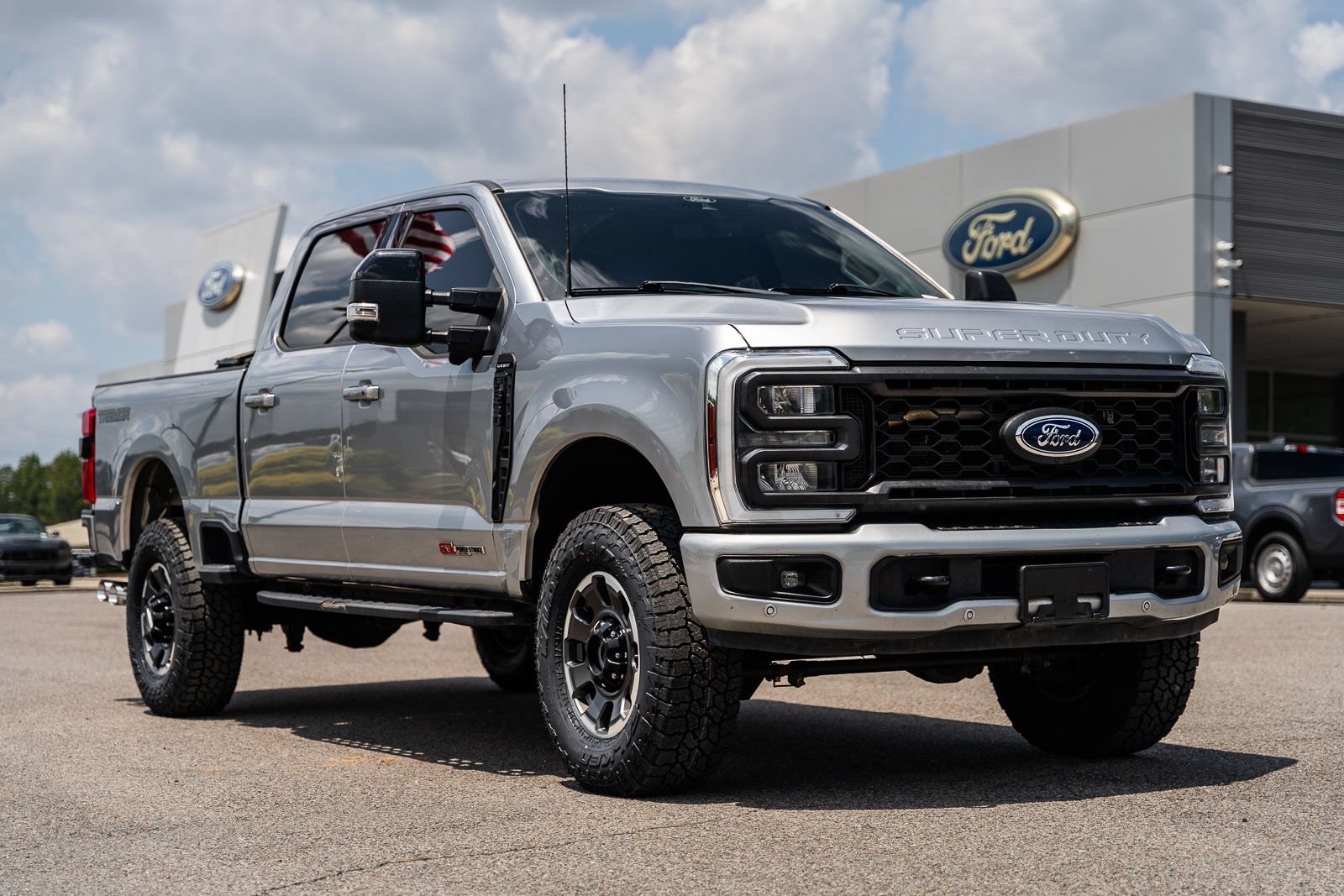 Certified 2024 Ford F350 Lariat w/ Lariat Ultimate Package AWD/4WD image 1