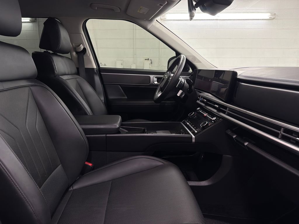 Used 2024 Hyundai Santa Fe SEL FWD image 28