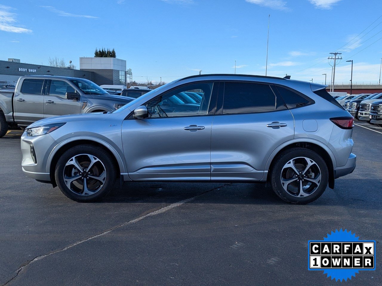 Certified 2023 Ford Escape ST-Line Select w/ Tech Pack #2 image 2