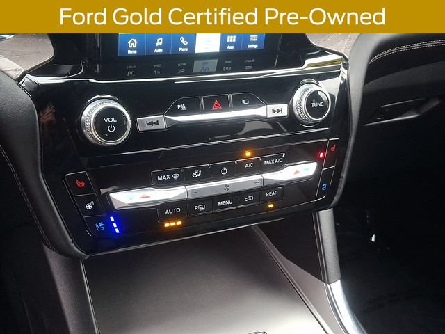 Certified 2022 Ford Explorer Platinum w/ Equipment Group 601A AWD/4WD image 18