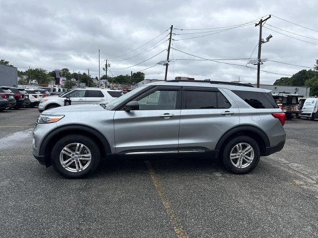 Certified 2023 Ford Explorer XLT w/ Equipment Group 202A image 2