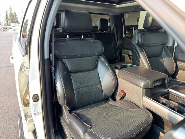 Certified 2024 Ford F250 Lariat w/ Lariat Ultimate Package AWD/4WD image 10