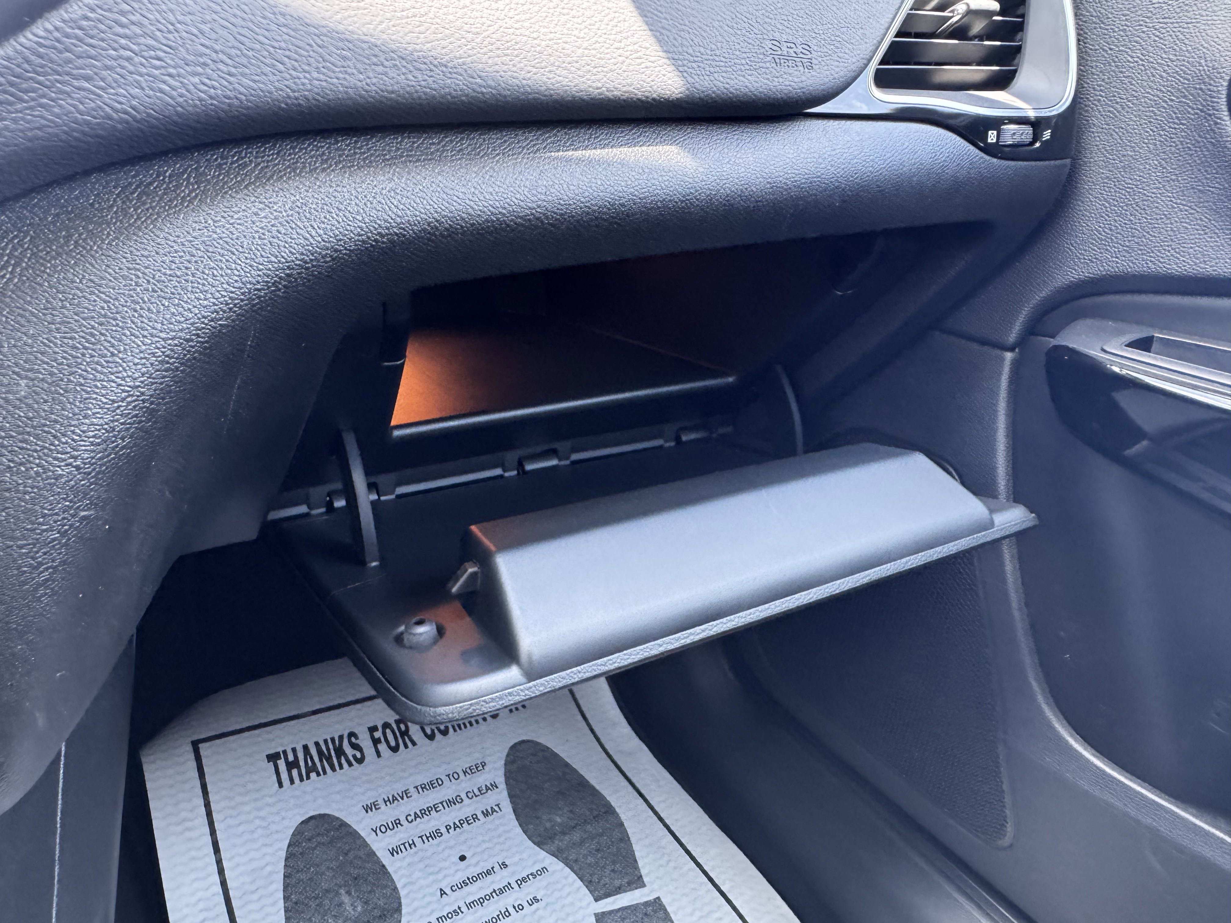 Used 2023 Jeep Cherokee Altitude Lux image 27