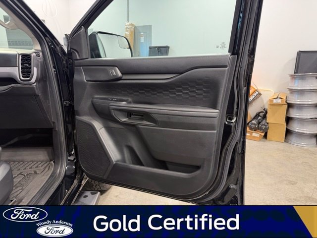 Certified 2025 Ford Ranger XL w/ Trailer Tow Package RWD image 26