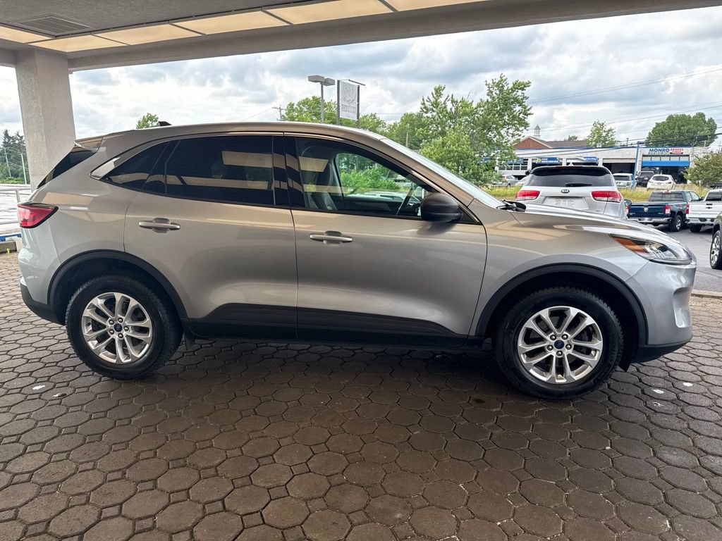 Certified 2022 Ford Escape SE w/ Convenience Package AWD/4WD image 5