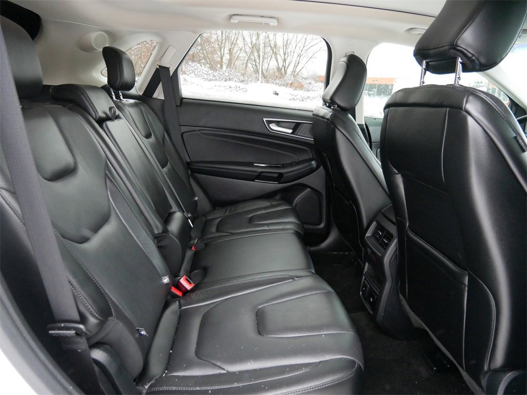 Certified 2020 Ford Edge Titanium w/ Equipment Group 301A image 9