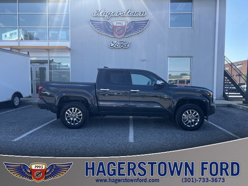 Used 2024 Toyota Tacoma Limited image 6