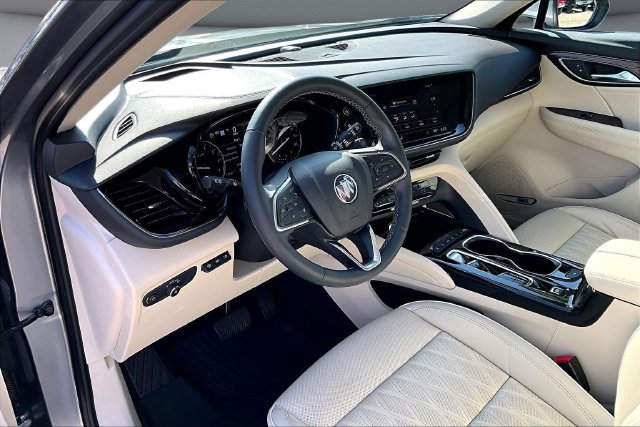 Used 2021 Buick Envision Avenir w/ Technology Package II AWD/4WD image 17