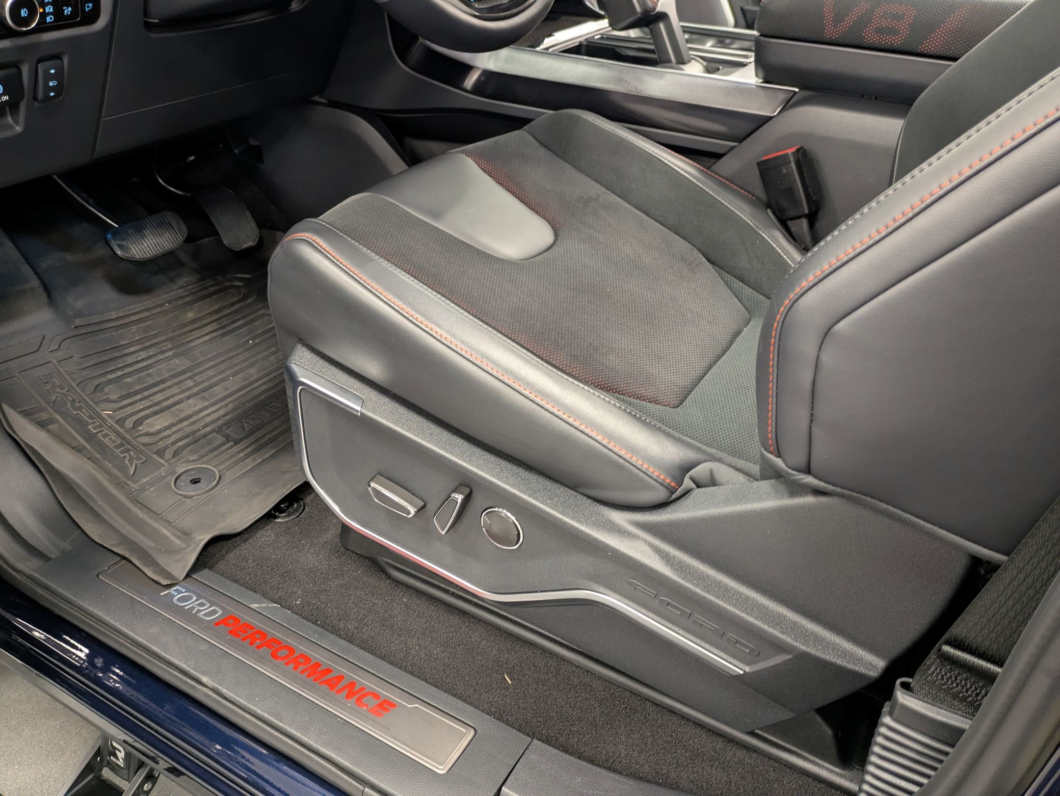 Certified 2025 Ford F150 Raptor w/ Equipment Group 803A Raptor R image 14