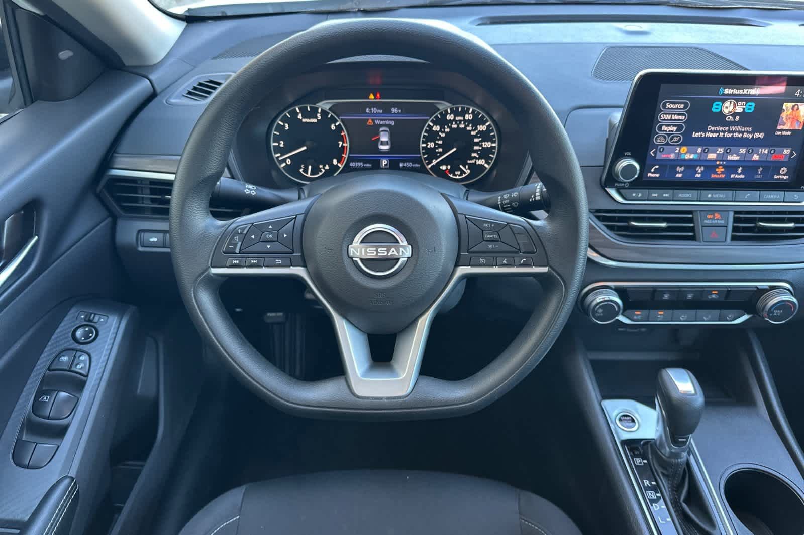 Used 2025 Nissan Altima 2.5 SV FWD image 14