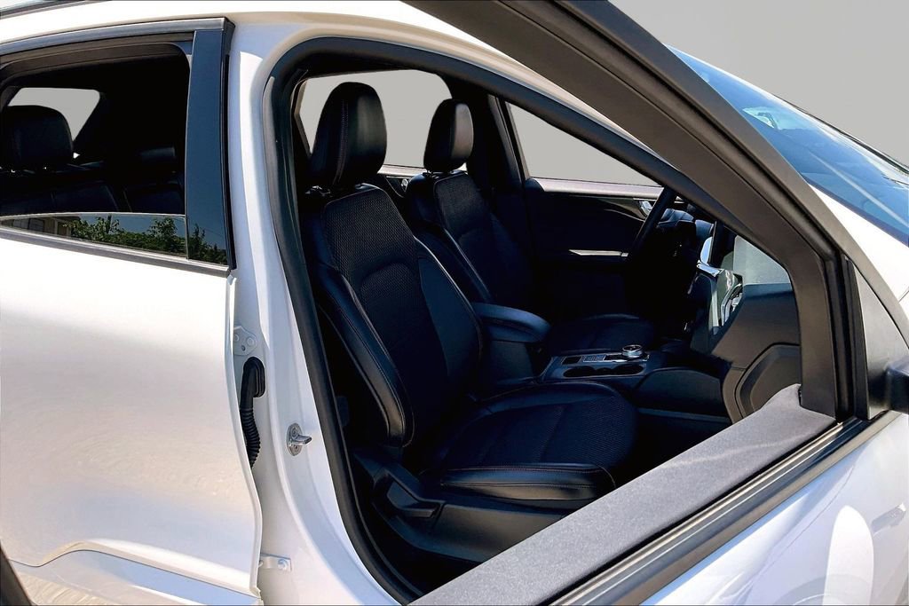 Certified 2024 Ford Escape ST-Line w/ Tech Pack #1 AWD/4WD image 7