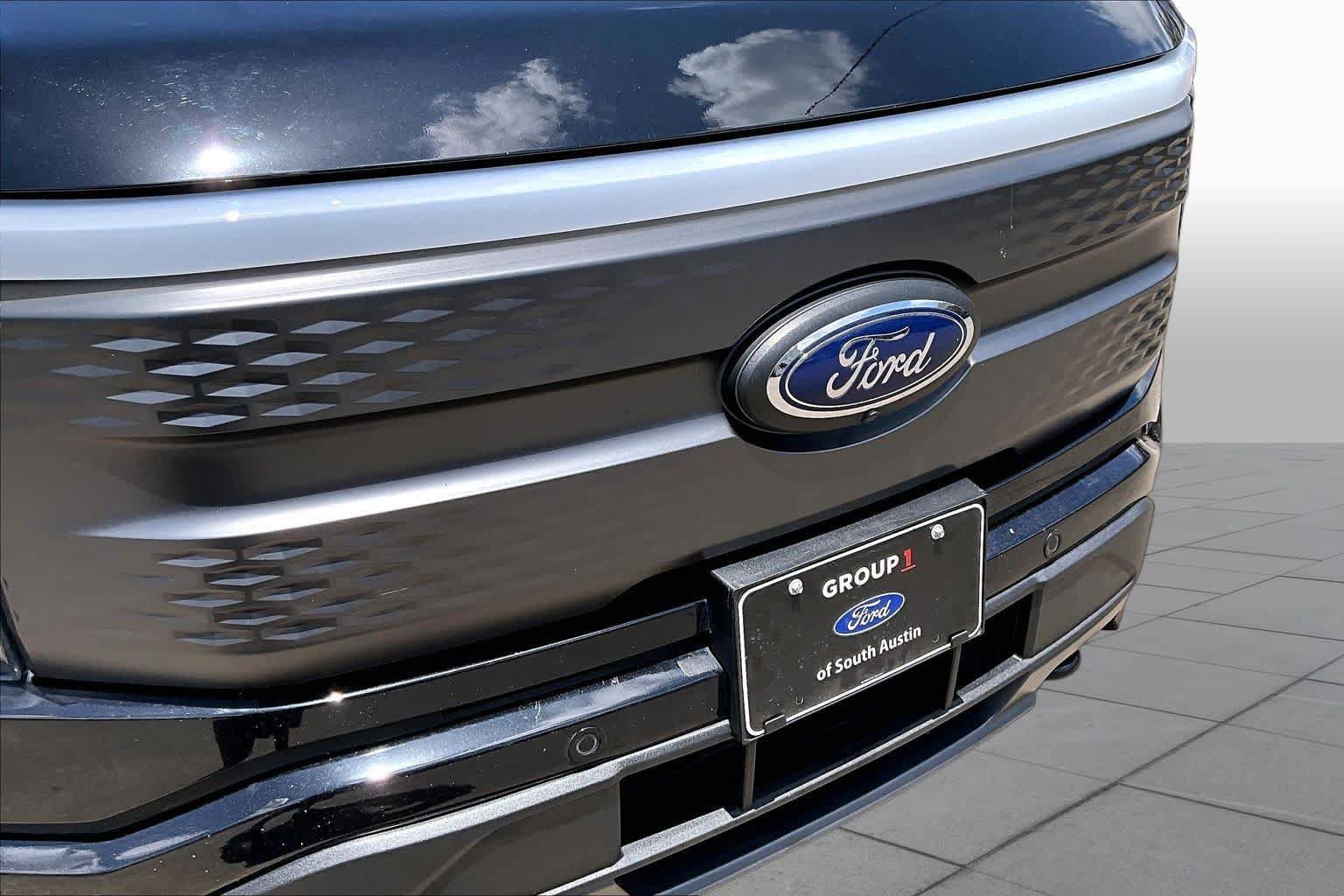 Certified 2023 Ford F150 Lightning XLT AWD/4WD image 29