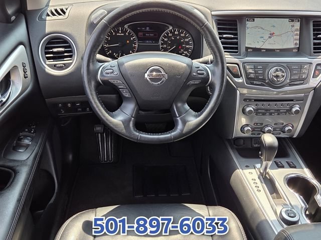 Used 2020 Nissan Pathfinder SL AWD/4WD image 11