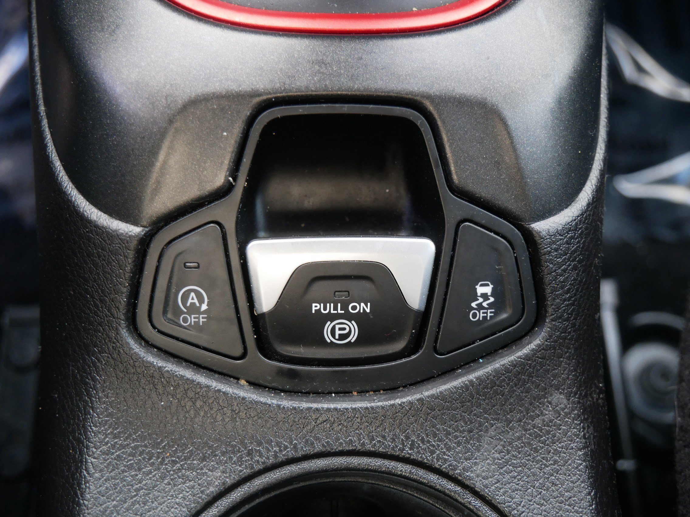 Used 2018 Jeep Compass Trailhawk w/ Cold Weather Group image 30