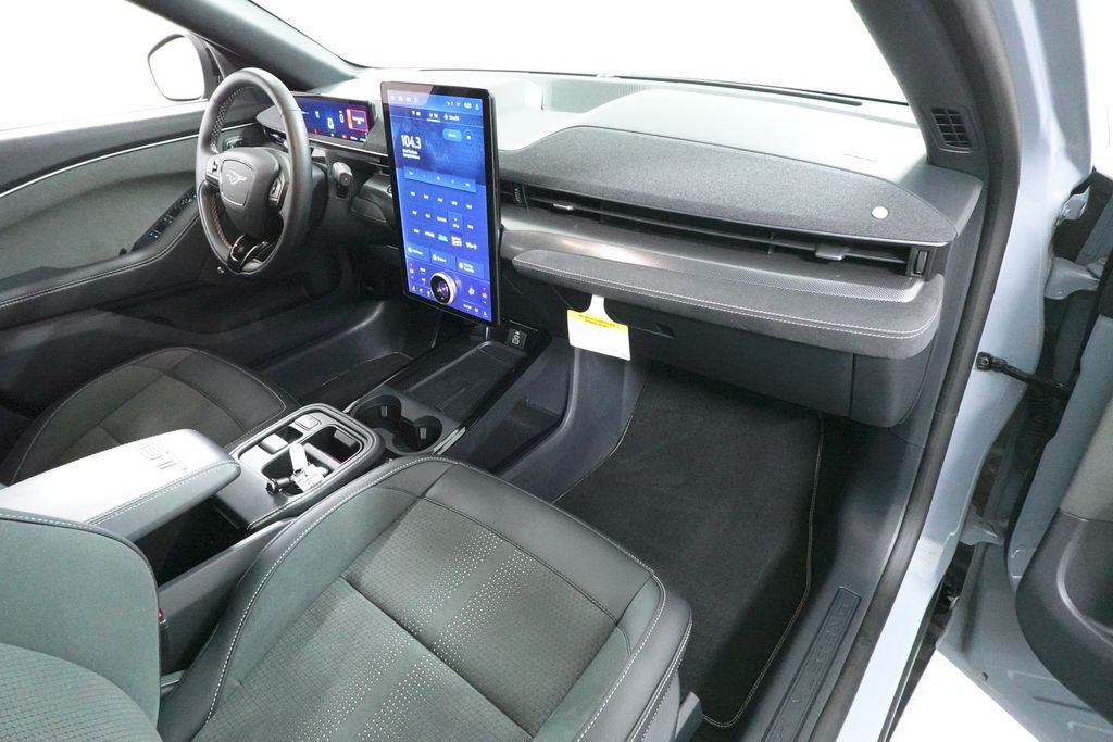 Certified 2025 Ford Mustang Mach-E GT AWD/4WD image 35