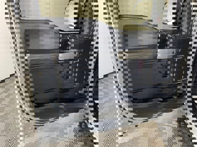 Certified 2017 Ford F150 Raptor w/ Equipment Group 802A Luxury image 18