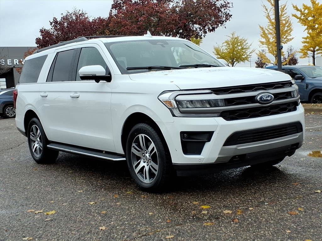 Certified 2022 Ford Expedition Max XLT image 7