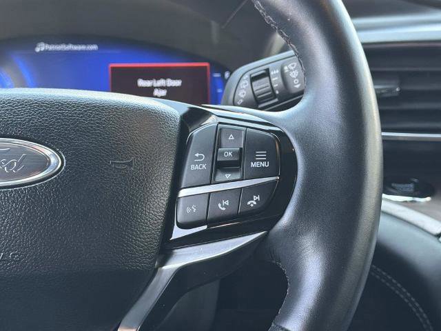 Certified 2023 Ford Explorer Platinum w/ Class IV Trailer Tow Package image 11